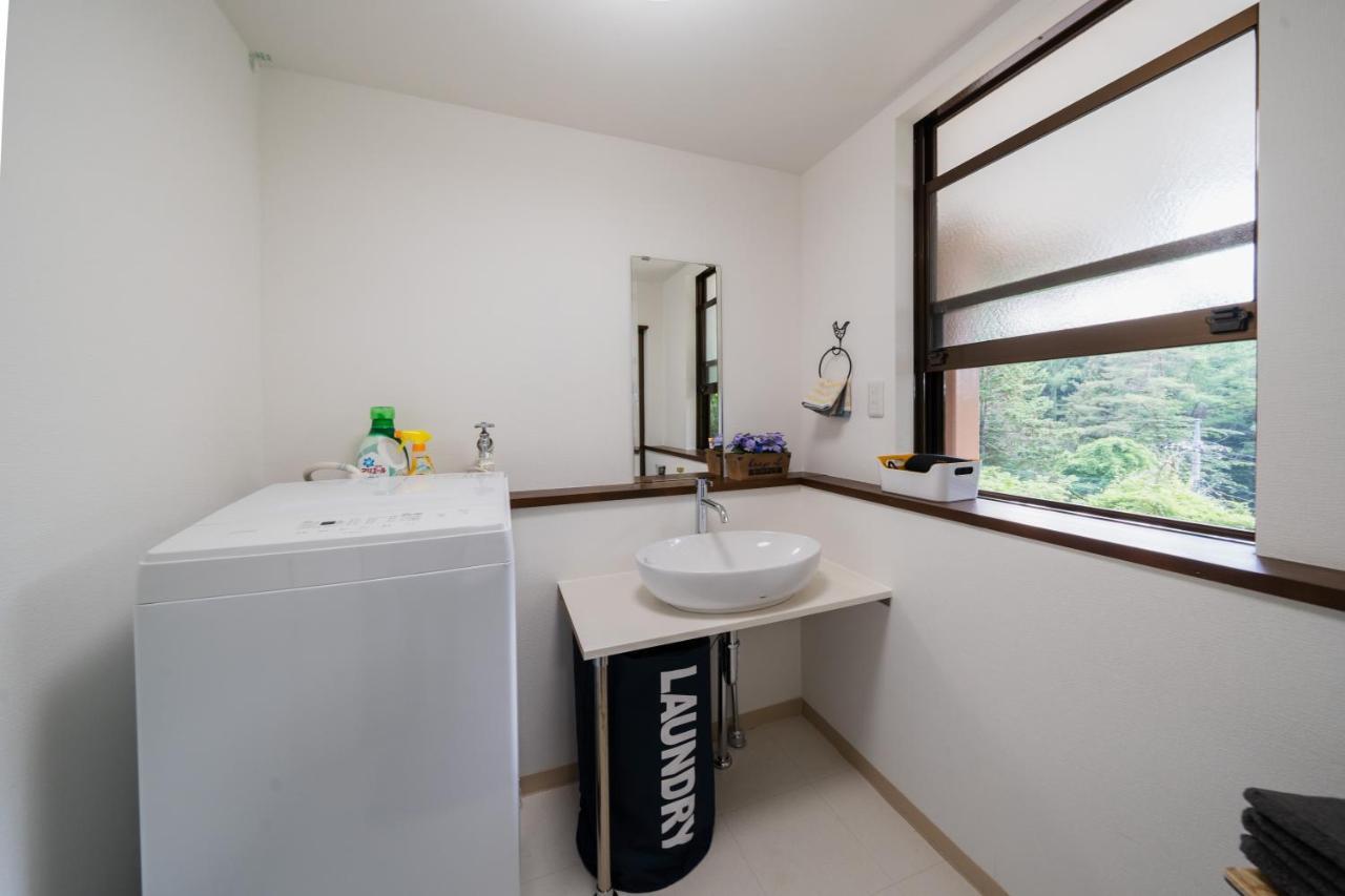 R-House 1St Villa Oshino Eksteriør billede